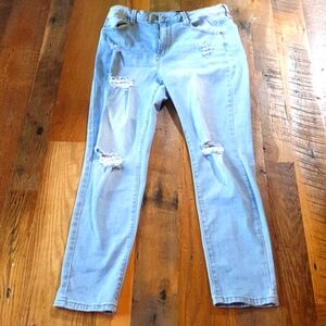  Hannah High Rise Jeans - Light Blue Wash Size: 13